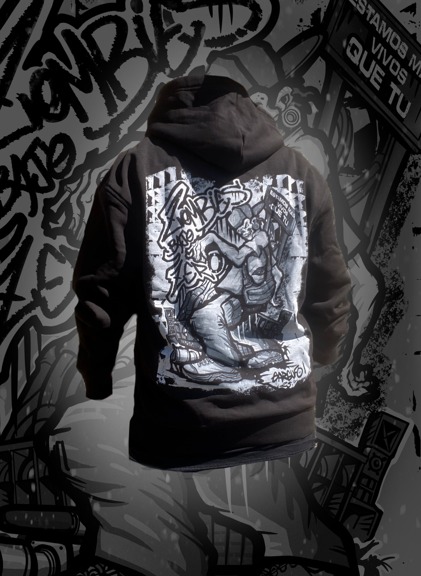 3 Sudadera ZOMBIES bajo ZERO